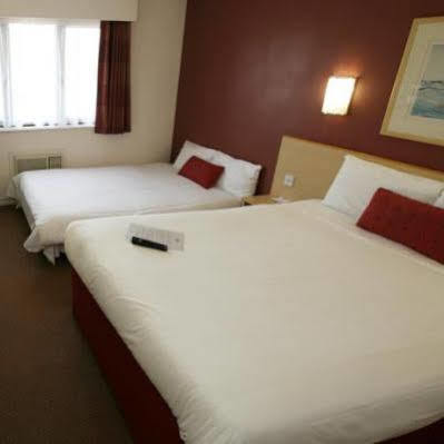 Days Inn By Wyndham London Stansted Airport Birchanger Екстер'єр фото